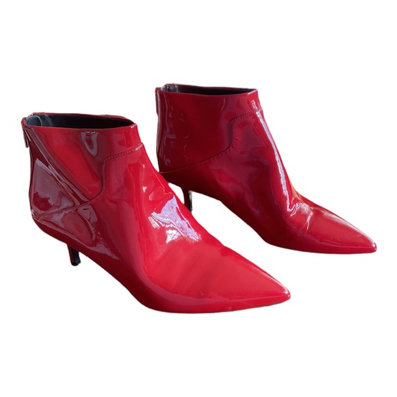 Via Spiga Red Patent Leather Kitten Heel Booties Size 7.5 NWOT - Picture 5 of 12